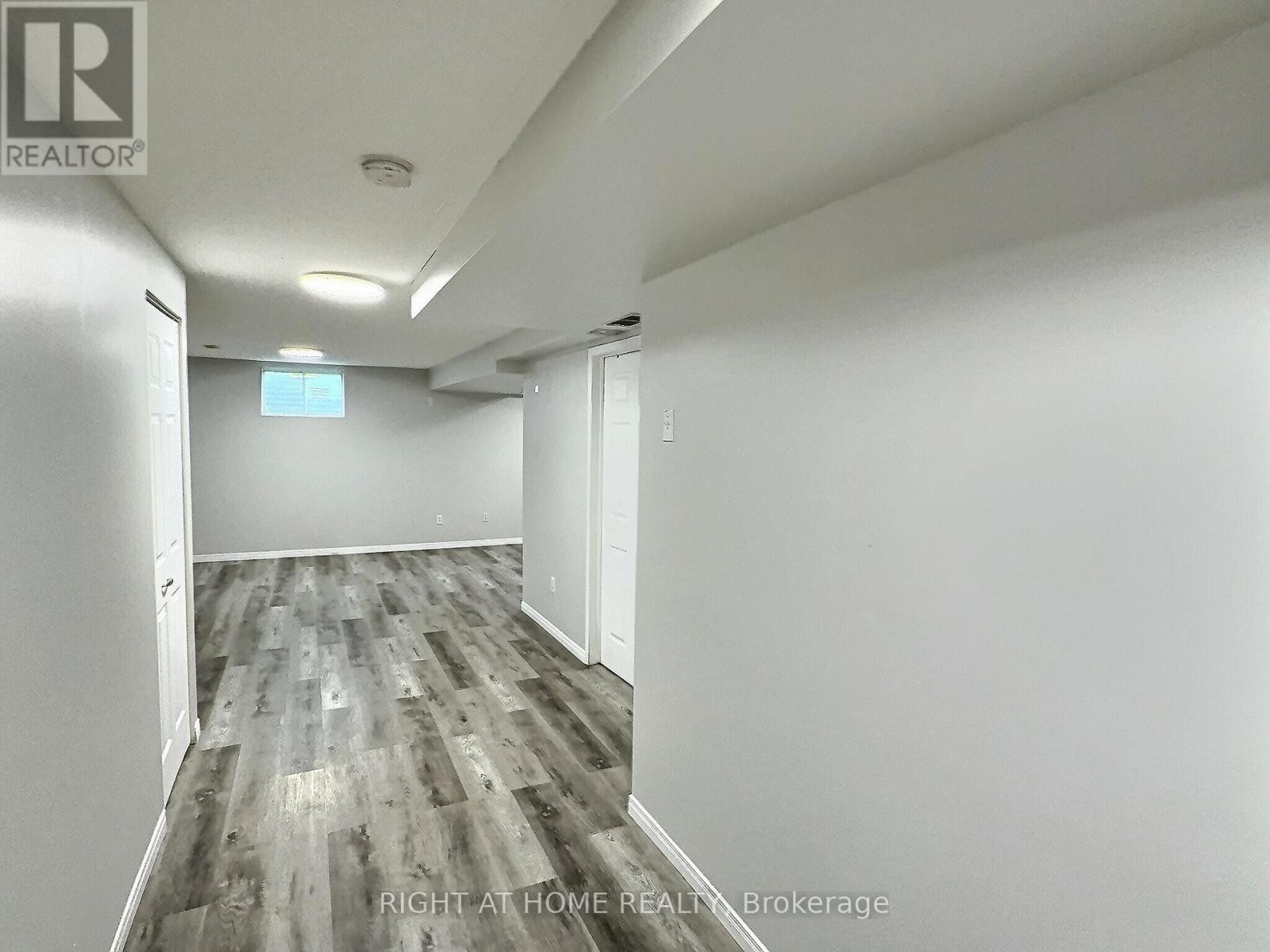 












385 HAVENDALE CRESCENT

,
Waterloo,




Ontario
N2T2T4

