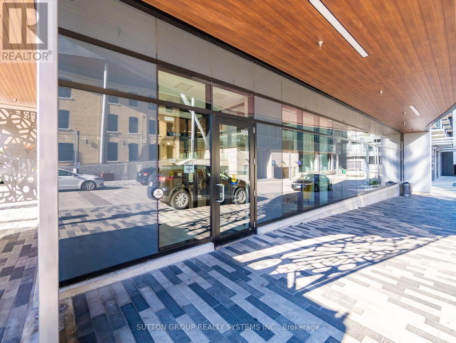 












404 - 108 GARMENT STREET

,
Kitchener,




Ontario
N2G0E2

