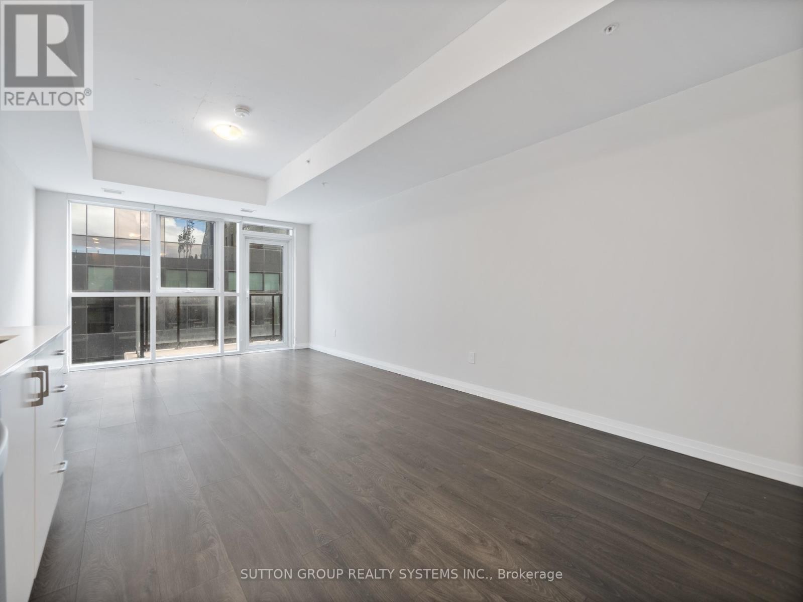 












404 - 108 GARMENT STREET

,
Kitchener,




Ontario
N2G0E2

