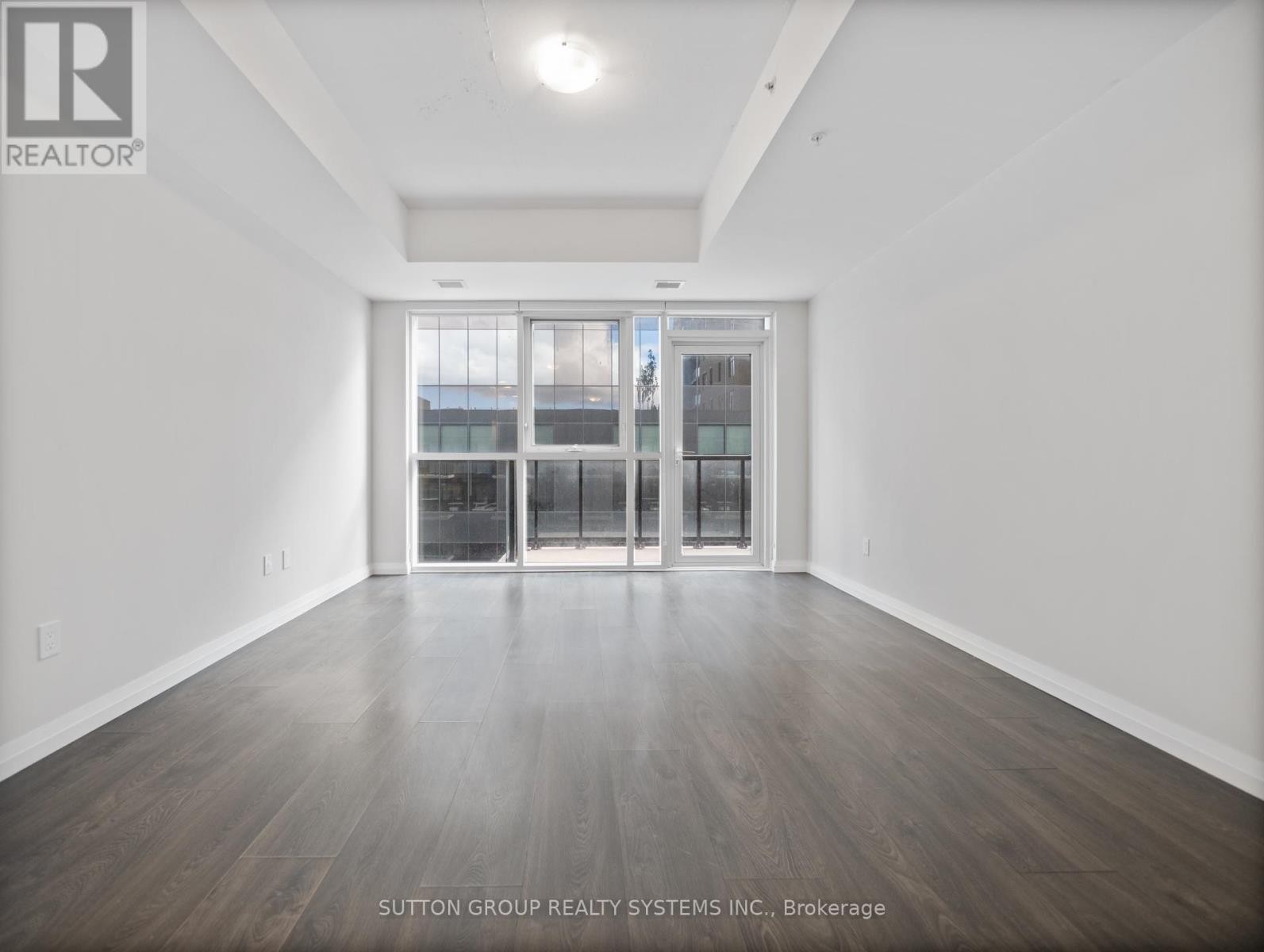 












404 - 108 GARMENT STREET

,
Kitchener,




Ontario
N2G0E2

