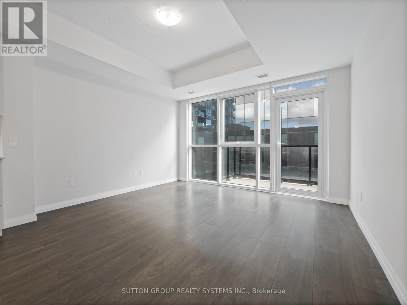 












404 - 108 GARMENT STREET

,
Kitchener,




Ontario
N2G0E2

