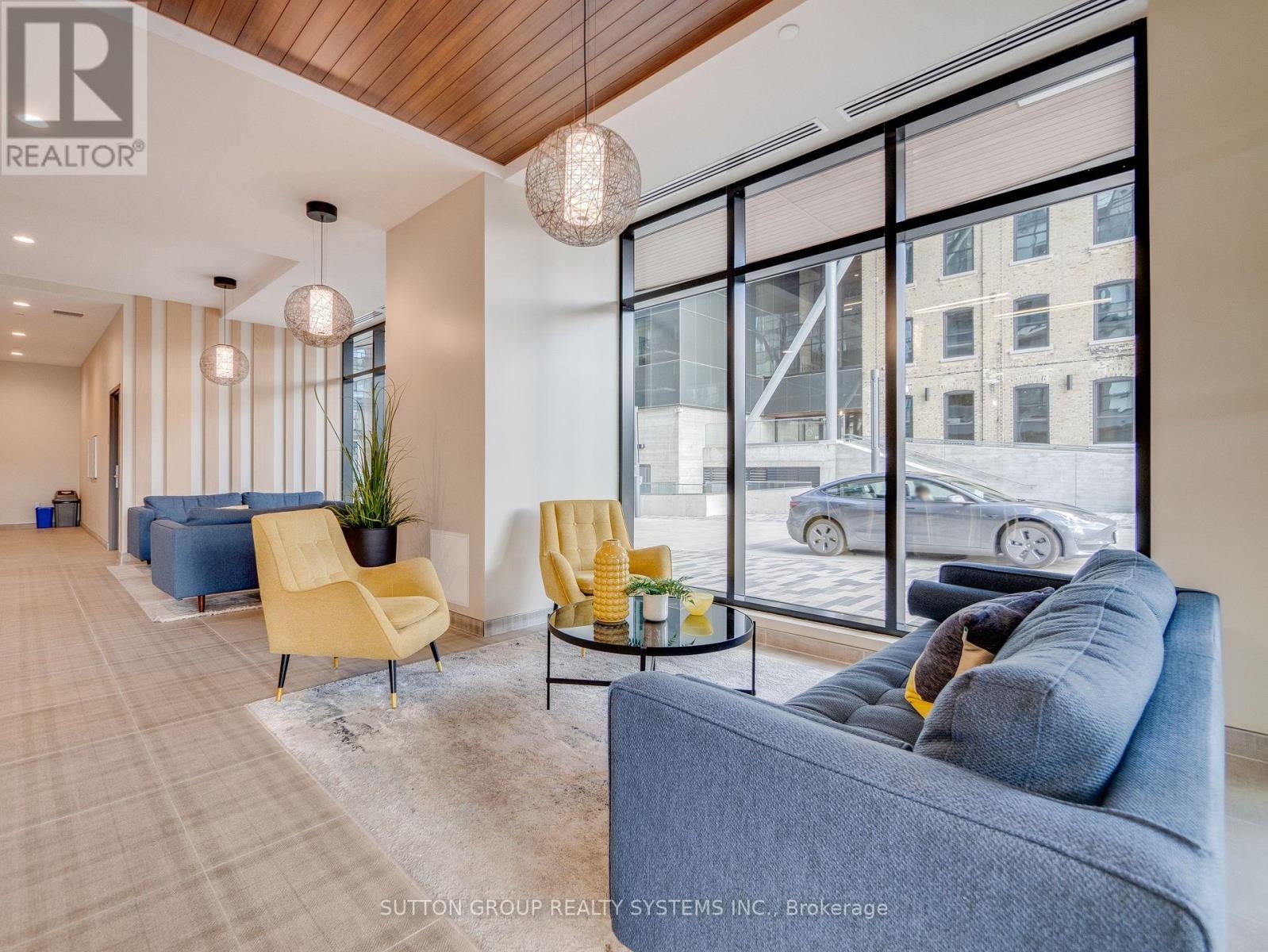 












404 - 108 GARMENT STREET

,
Kitchener,




Ontario
N2G0E2

