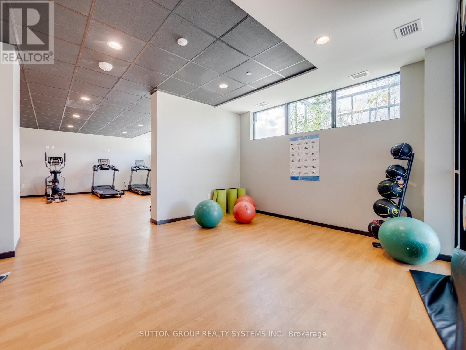 












404 - 108 GARMENT STREET

,
Kitchener,




Ontario
N2G0E2

