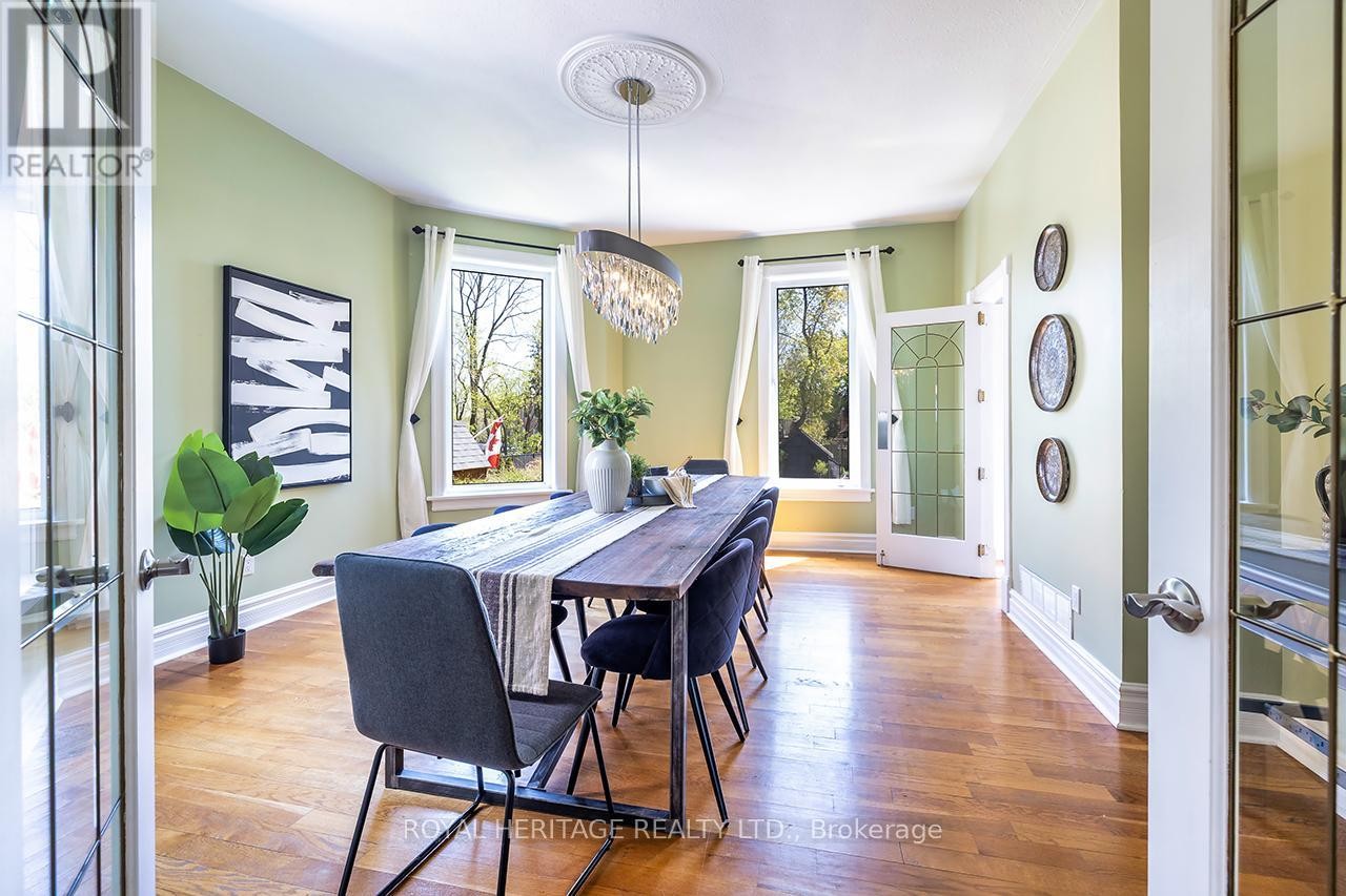 












17 FRANCIS STREET

,
Kawartha Lakes (Lindsay),




Ontario
K9V3R7

