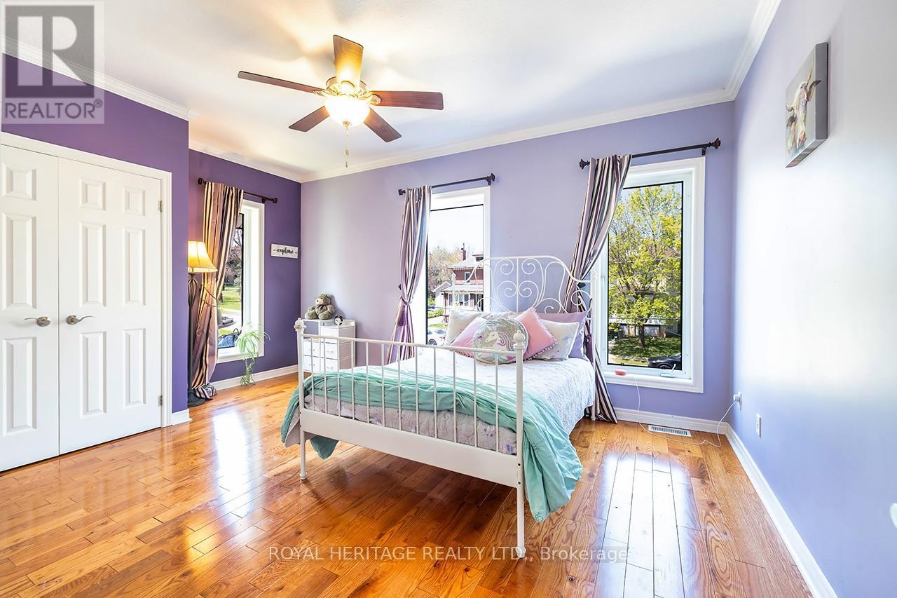 












17 FRANCIS STREET

,
Kawartha Lakes (Lindsay),




Ontario
K9V3R7

