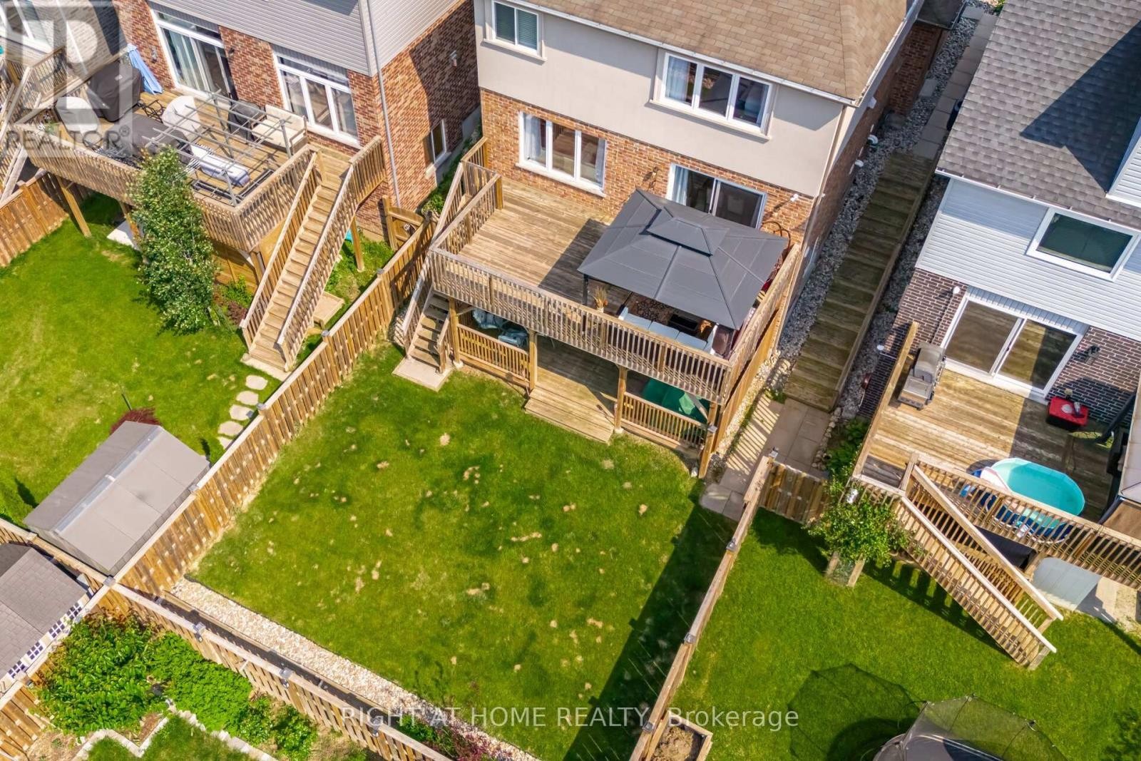 












132 COKER CRESCENT

,
Guelph/Eramosa (Rockwood),




Ontario
N0B2K0

