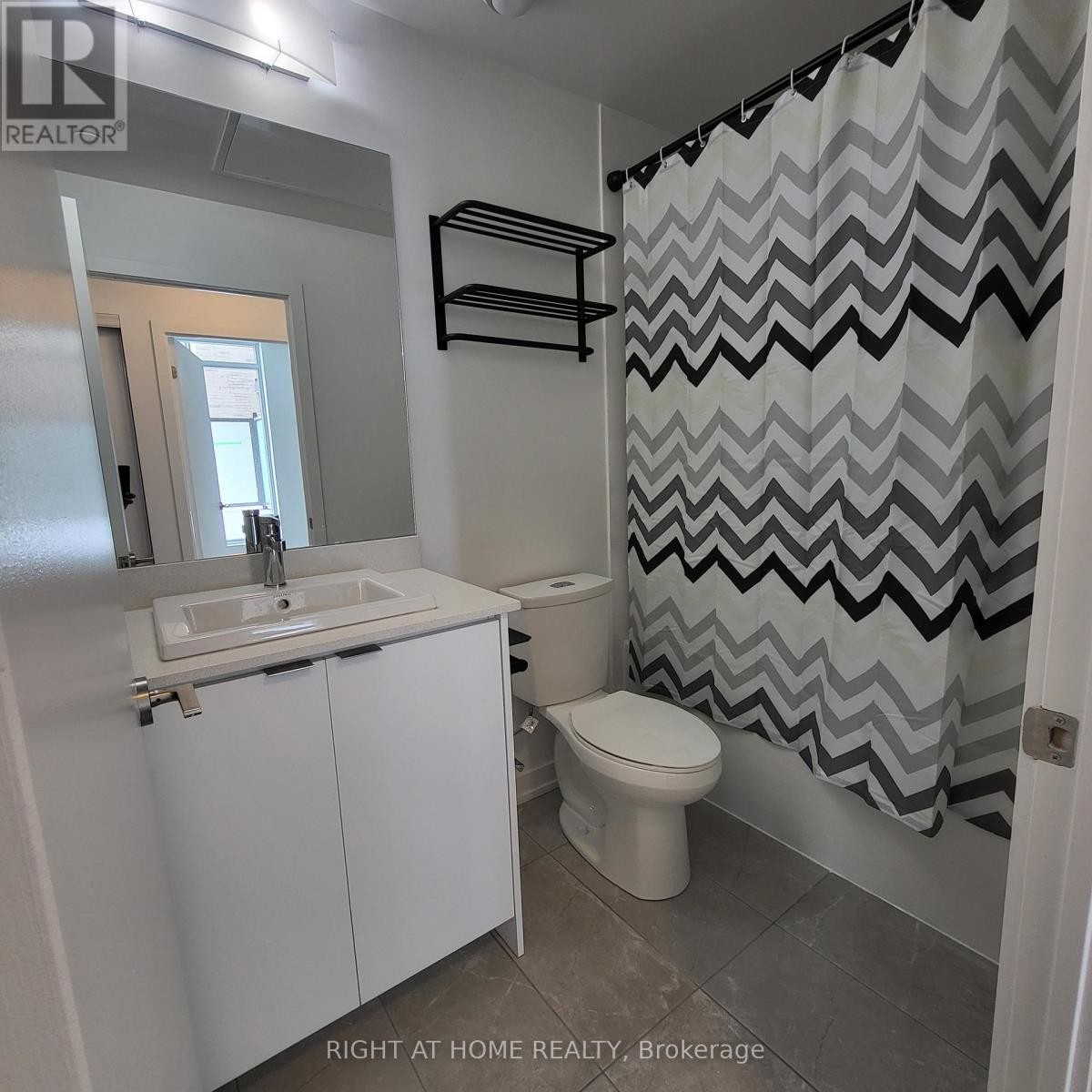 












218 - 55 DUKE STREET W

,
Kitchener,




Ontario
N2H0B4

