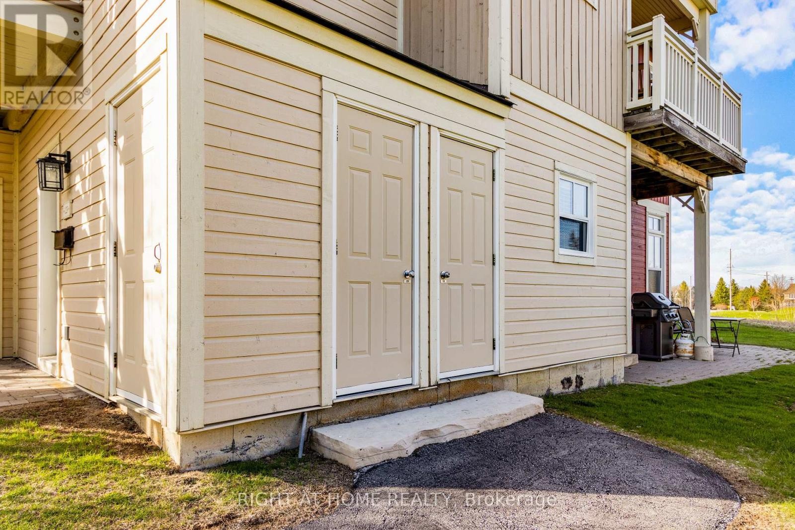 












229 - 130 FAIRWAY COURT

,
Blue Mountains,




Ontario
N3W1Y1

