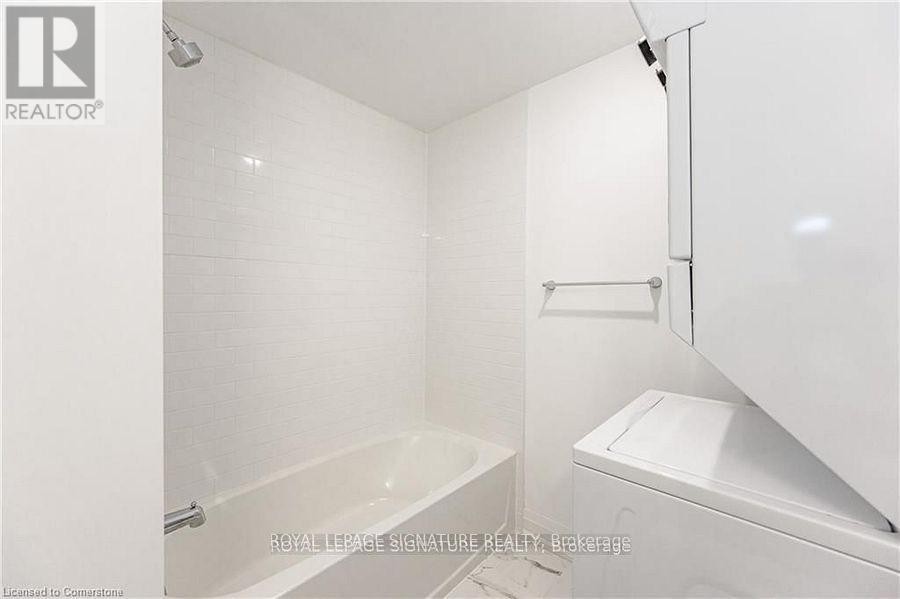 












777 BEACH BOULEVARD

,
Hamilton (Hamilton Beach),




Ontario
L8H6Y5

