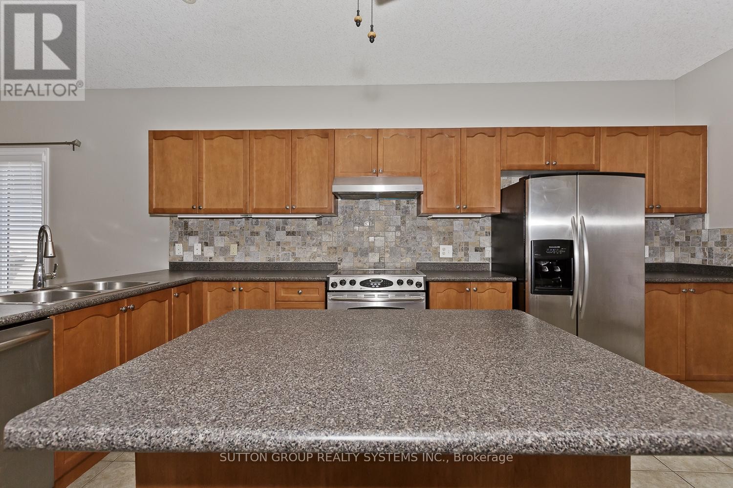 












200 REGATTA DRIVE

,
Welland (Dain City),




Ontario
L3B6E8

