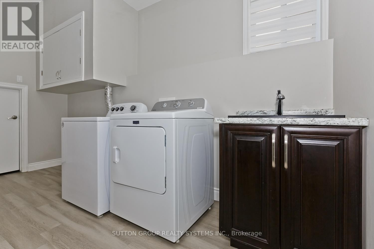 












200 REGATTA DRIVE

,
Welland (Dain City),




Ontario
L3B6E8

