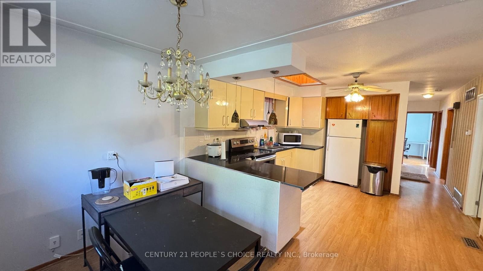 












#FURNISHED - 122 RIFLE RANGE ROAD

,
Hamilton (Ainslie Wood),




Ontario
L8S3B6

