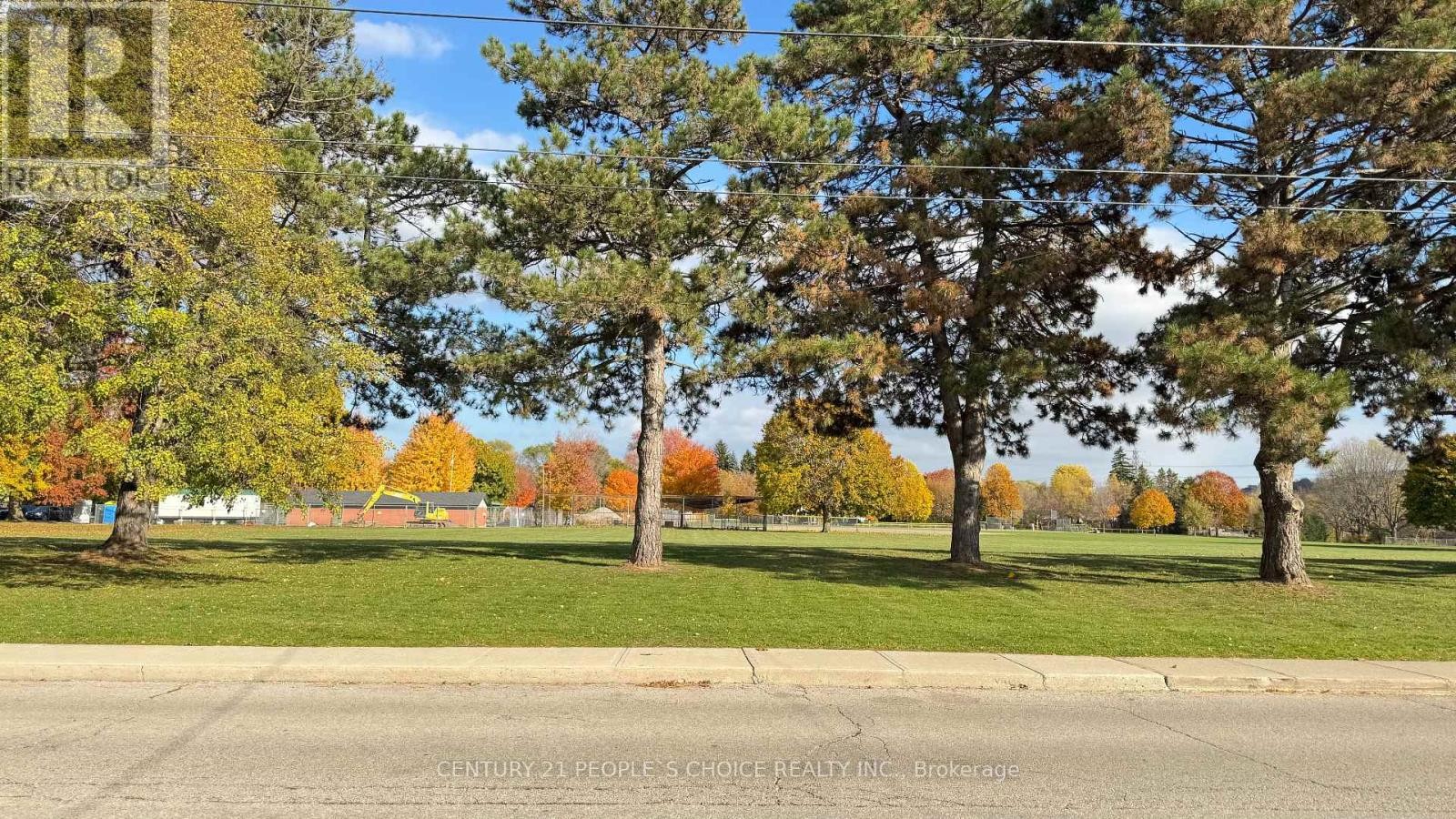 












#FURNISHED - 122 RIFLE RANGE ROAD

,
Hamilton (Ainslie Wood),




Ontario
L8S3B6

