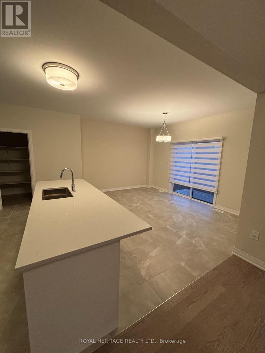 












3114 SEARIDGE STREET E

,
Severn Township,




Ontario
L0K2B0

