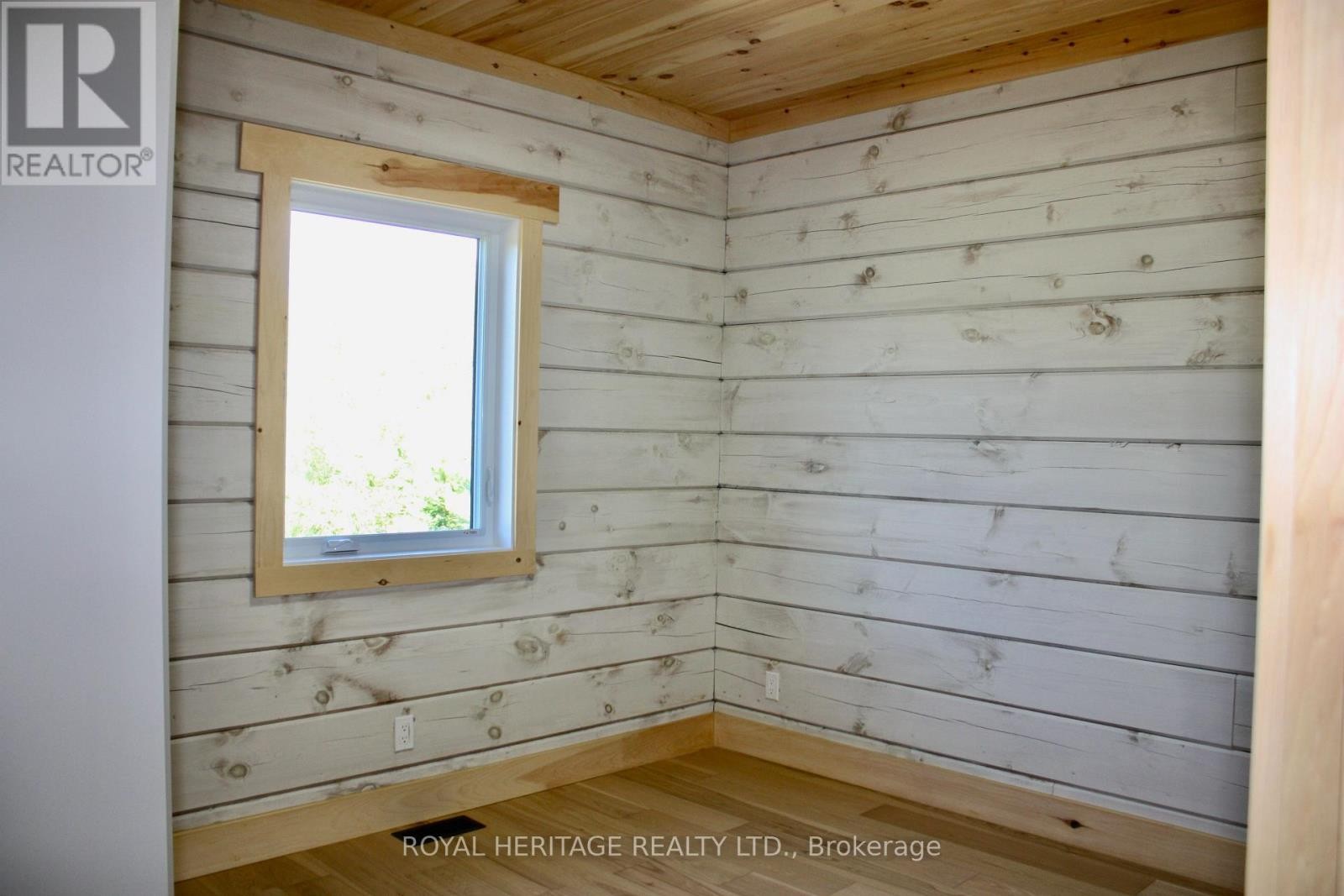 












414 PINE VIEW RIDGE ROAD

,
Tudor and Cashel (Tudor Ward),




Ontario
K0L1W0

