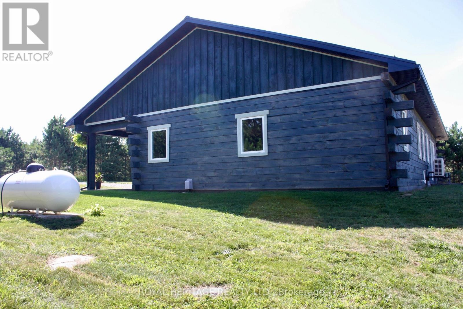 












414 PINE VIEW RIDGE ROAD

,
Tudor and Cashel (Tudor Ward),




Ontario
K0L1W0

