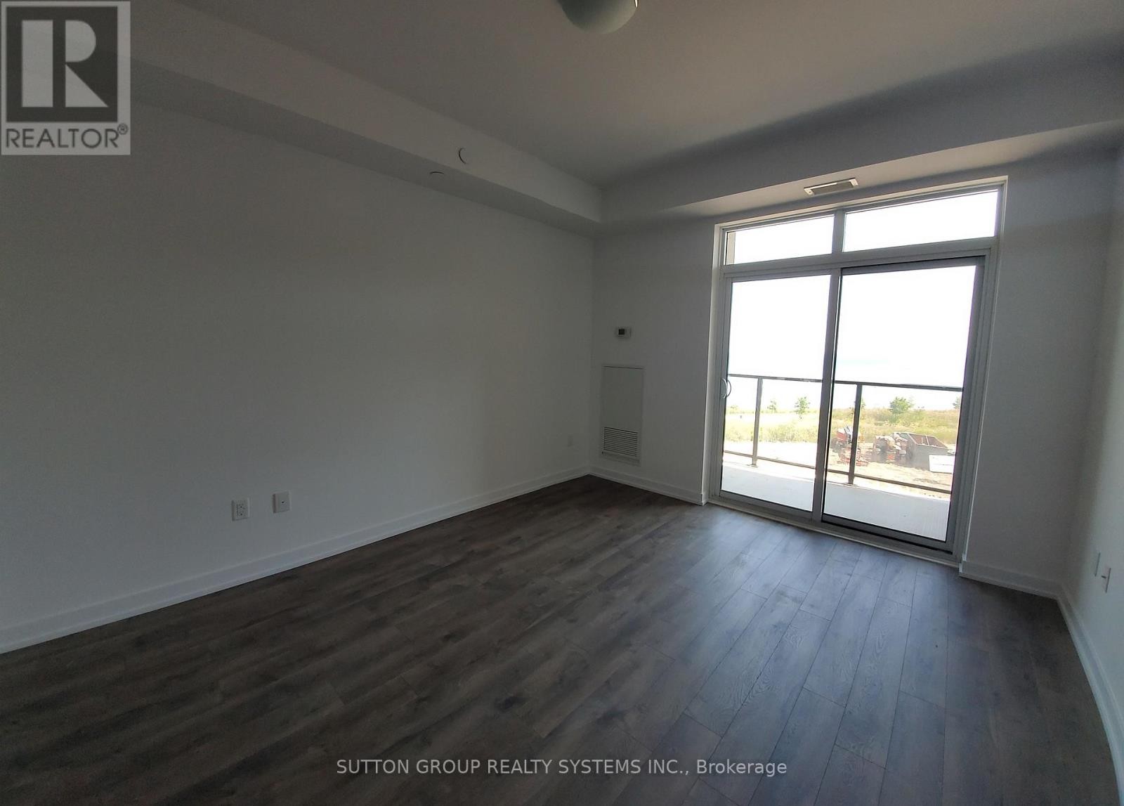 












437 - 101 SHOREVIEW PLACE

,
Hamilton (Stoney Creek),




Ontario
L8E0K3

