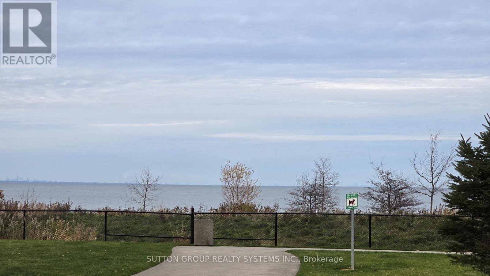 












437 - 101 SHOREVIEW PLACE

,
Hamilton (Stoney Creek),




Ontario
L8E0K3

