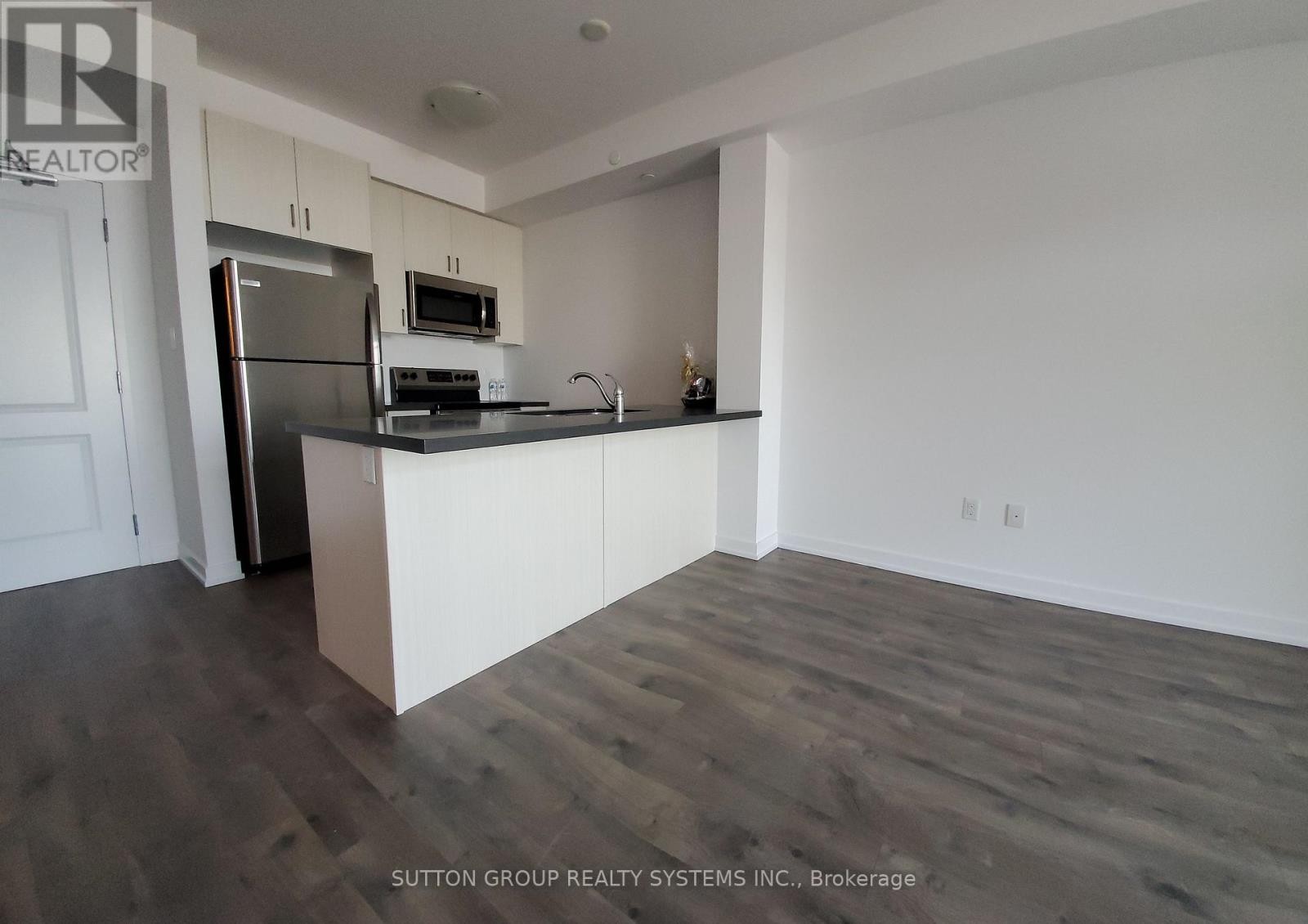 












437 - 101 SHOREVIEW PLACE

,
Hamilton (Stoney Creek),




Ontario
L8E0K3

