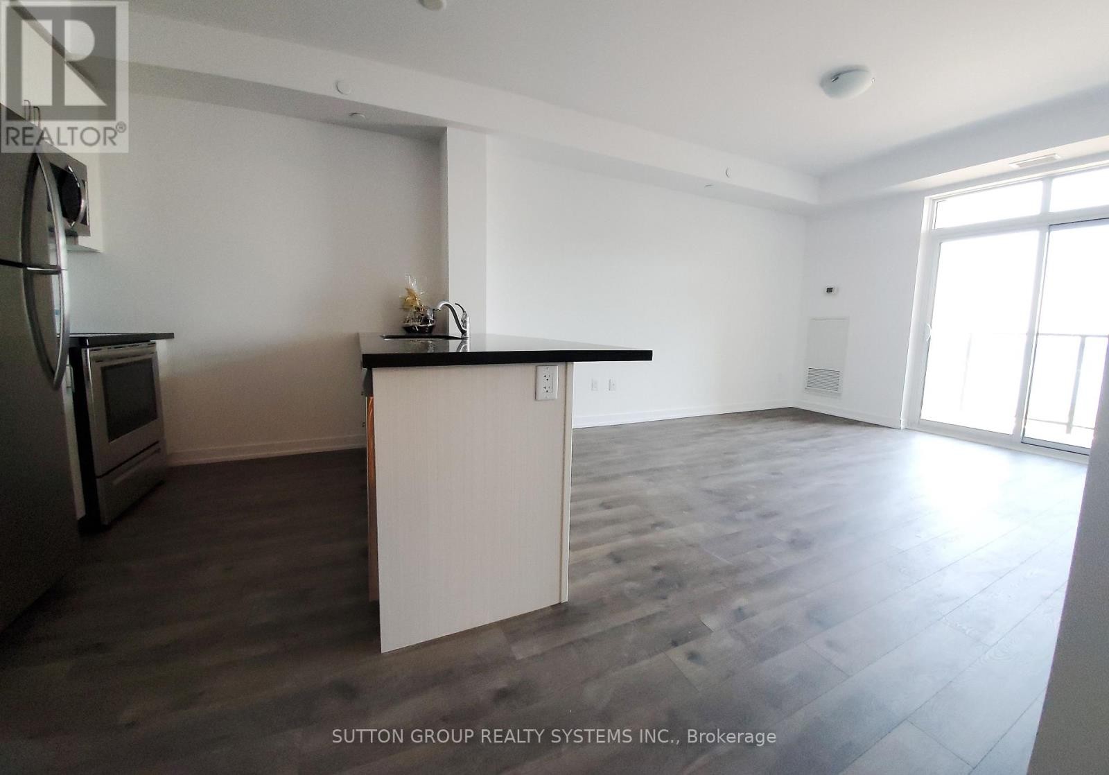 












437 - 101 SHOREVIEW PLACE

,
Hamilton (Stoney Creek),




Ontario
L8E0K3

