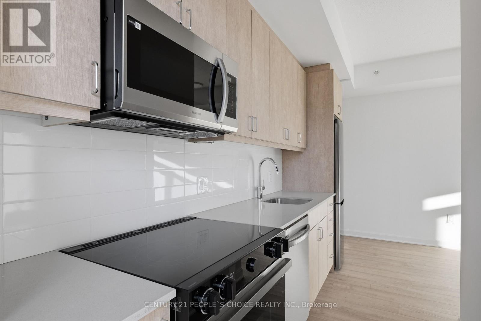 












314 - 223 PRINCESS STREET

,
Kingston (East of Sir John A. Blvd),




Ontario
K7L1B3

