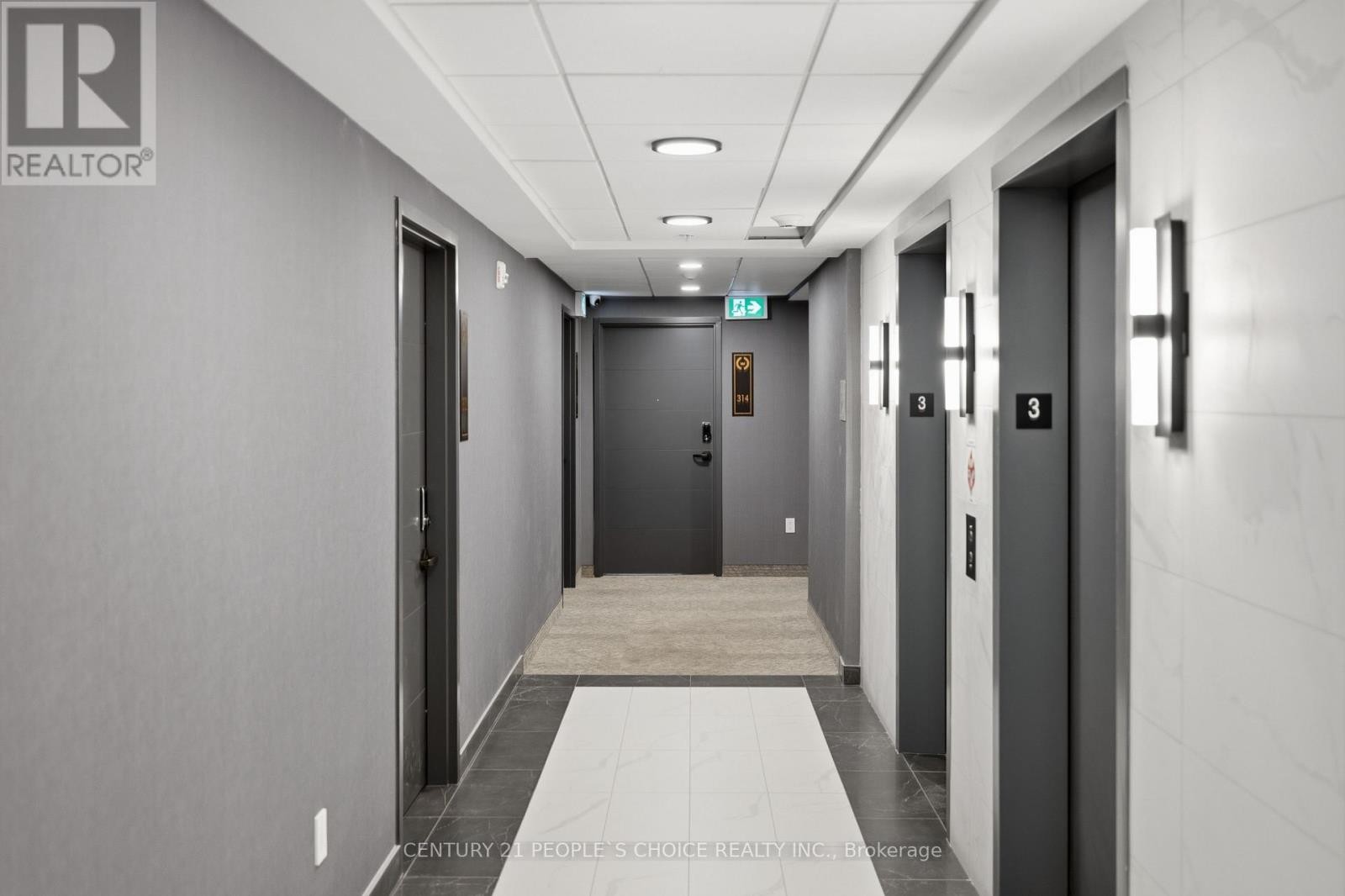 












314 - 223 PRINCESS STREET

,
Kingston (East of Sir John A. Blvd),




Ontario
K7L1B3

