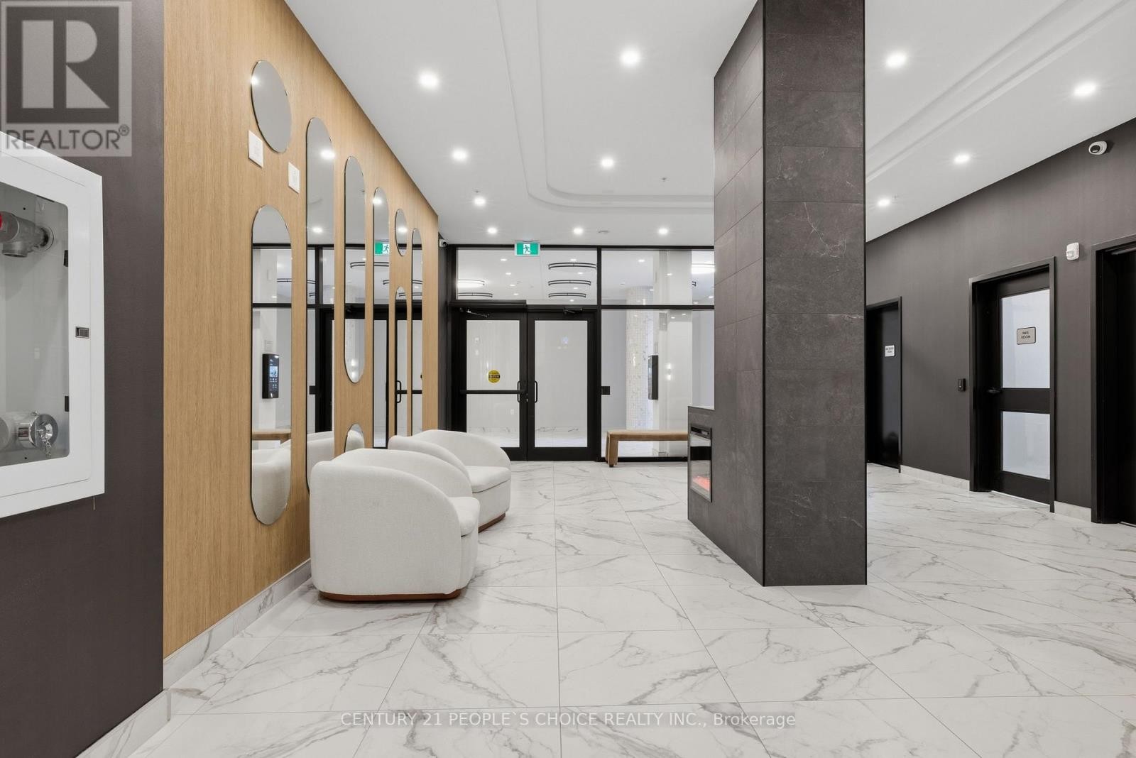 












314 - 223 PRINCESS STREET

,
Kingston (East of Sir John A. Blvd),




Ontario
K7L1B3

