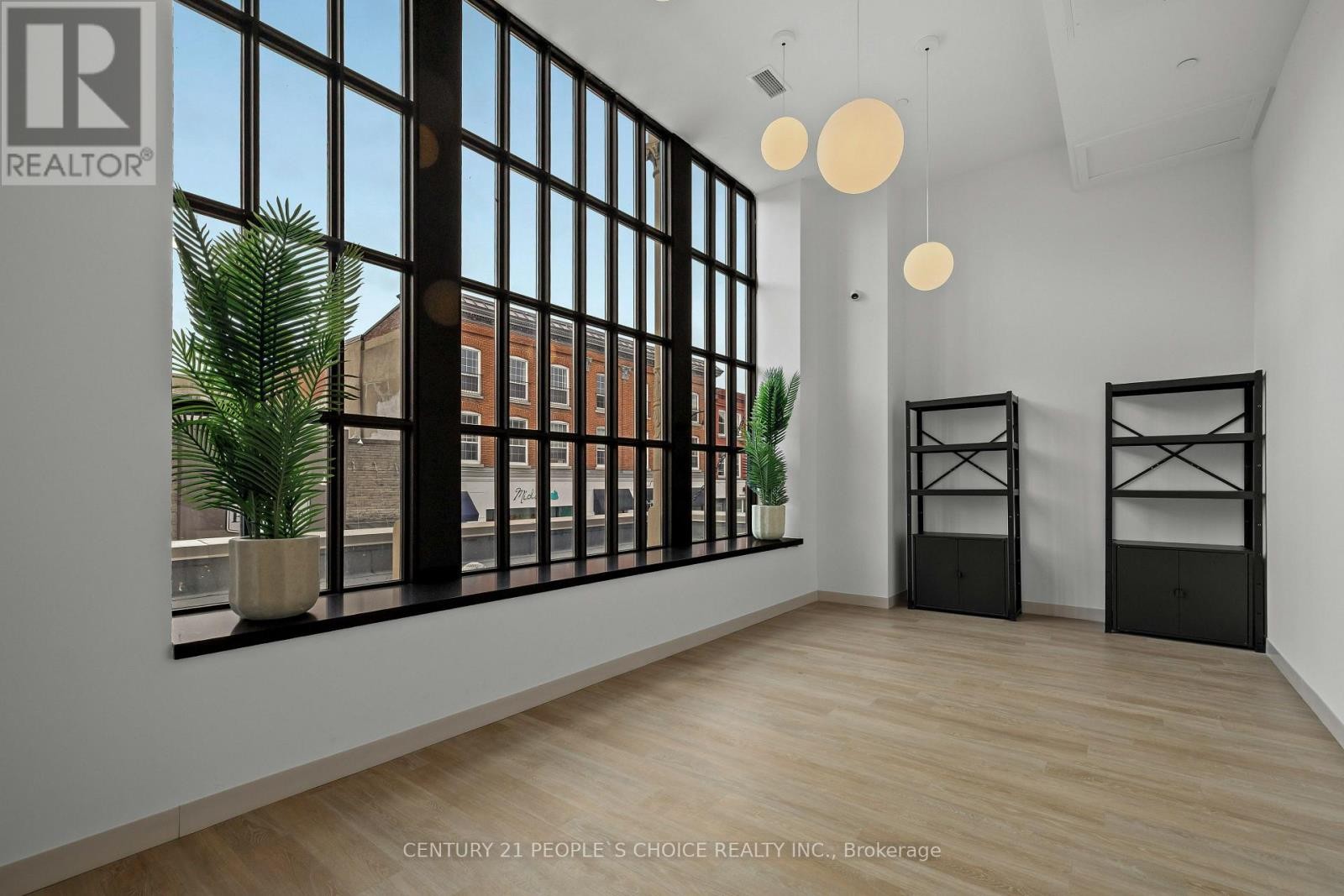 












314 - 223 PRINCESS STREET

,
Kingston (East of Sir John A. Blvd),




Ontario
K7L1B3

