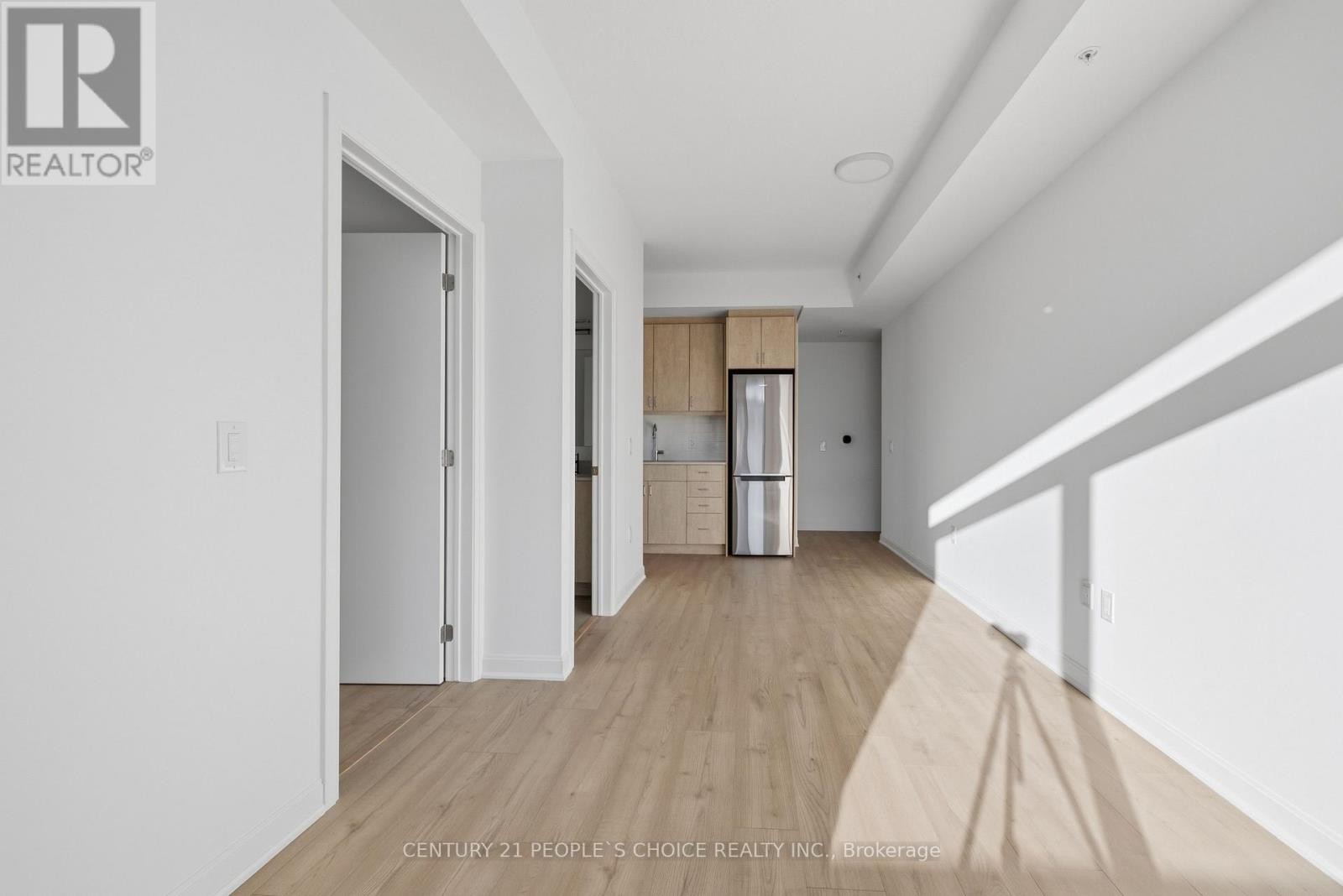 












314 - 223 PRINCESS STREET

,
Kingston (East of Sir John A. Blvd),




Ontario
K7L1B3

