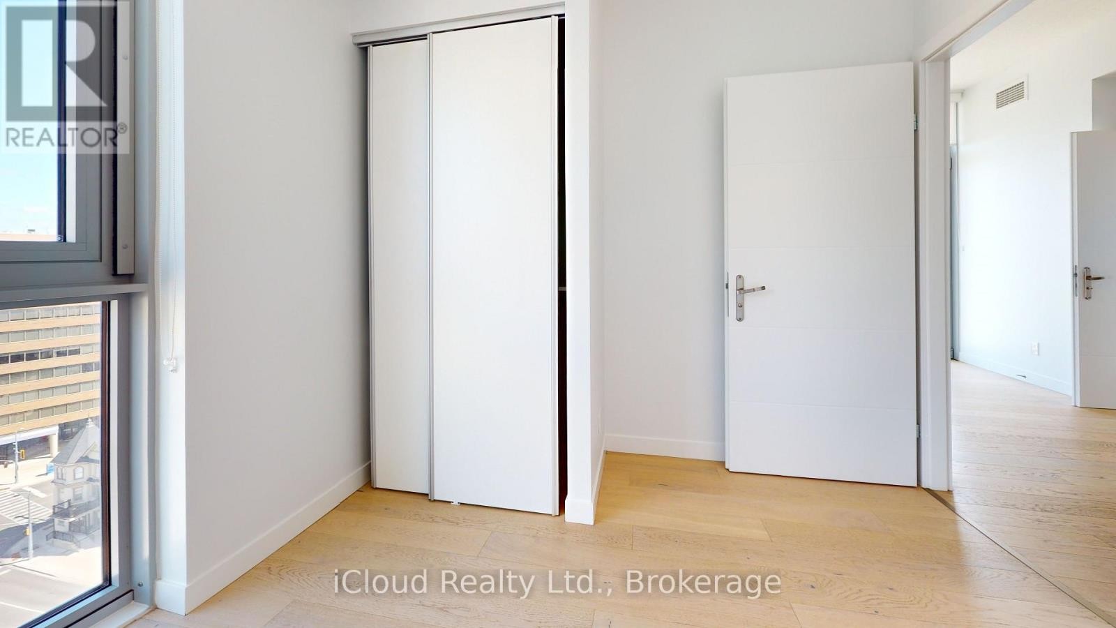 












1302 - 60 FREDERICK STREET

,
Kitchener,




Ontario
N2H0C7

