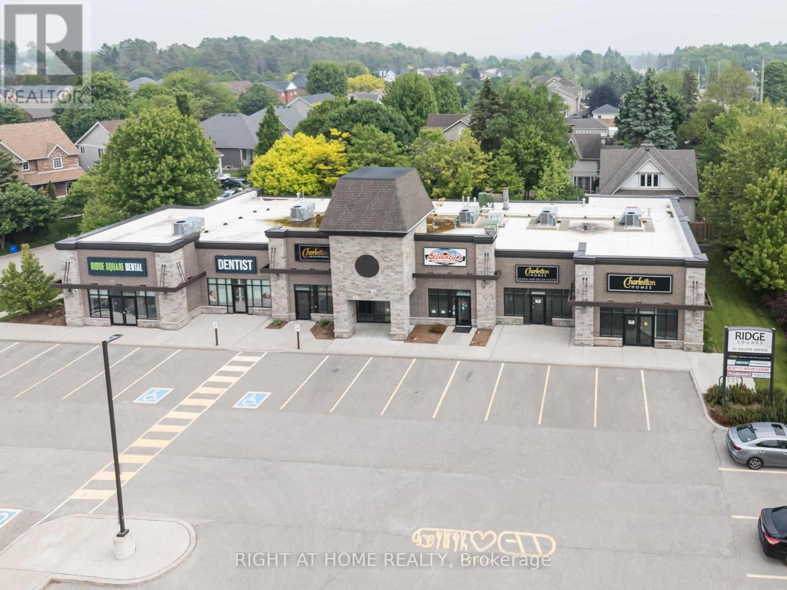 












4 - 167 JOLLIFFE AVENUE

,
Guelph/Eramosa (Rockwood),




Ontario
N0B2K0

