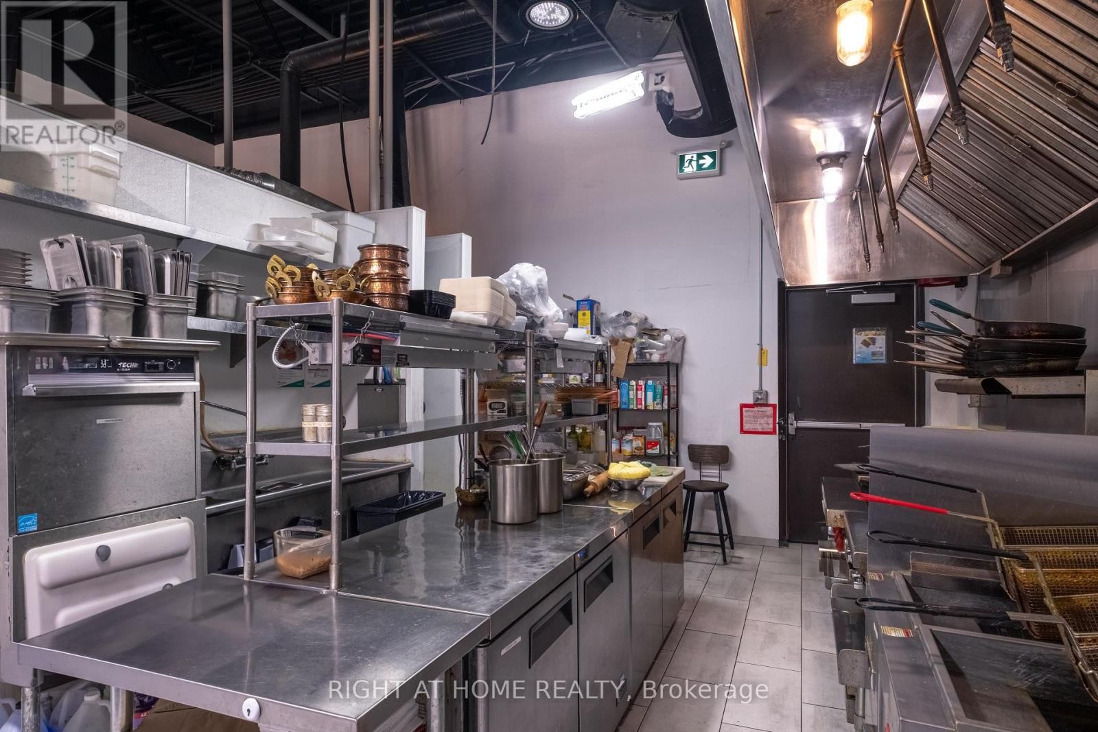 












4 - 167 JOLLIFFE AVENUE

,
Guelph/Eramosa (Rockwood),




Ontario
N0B2K0

