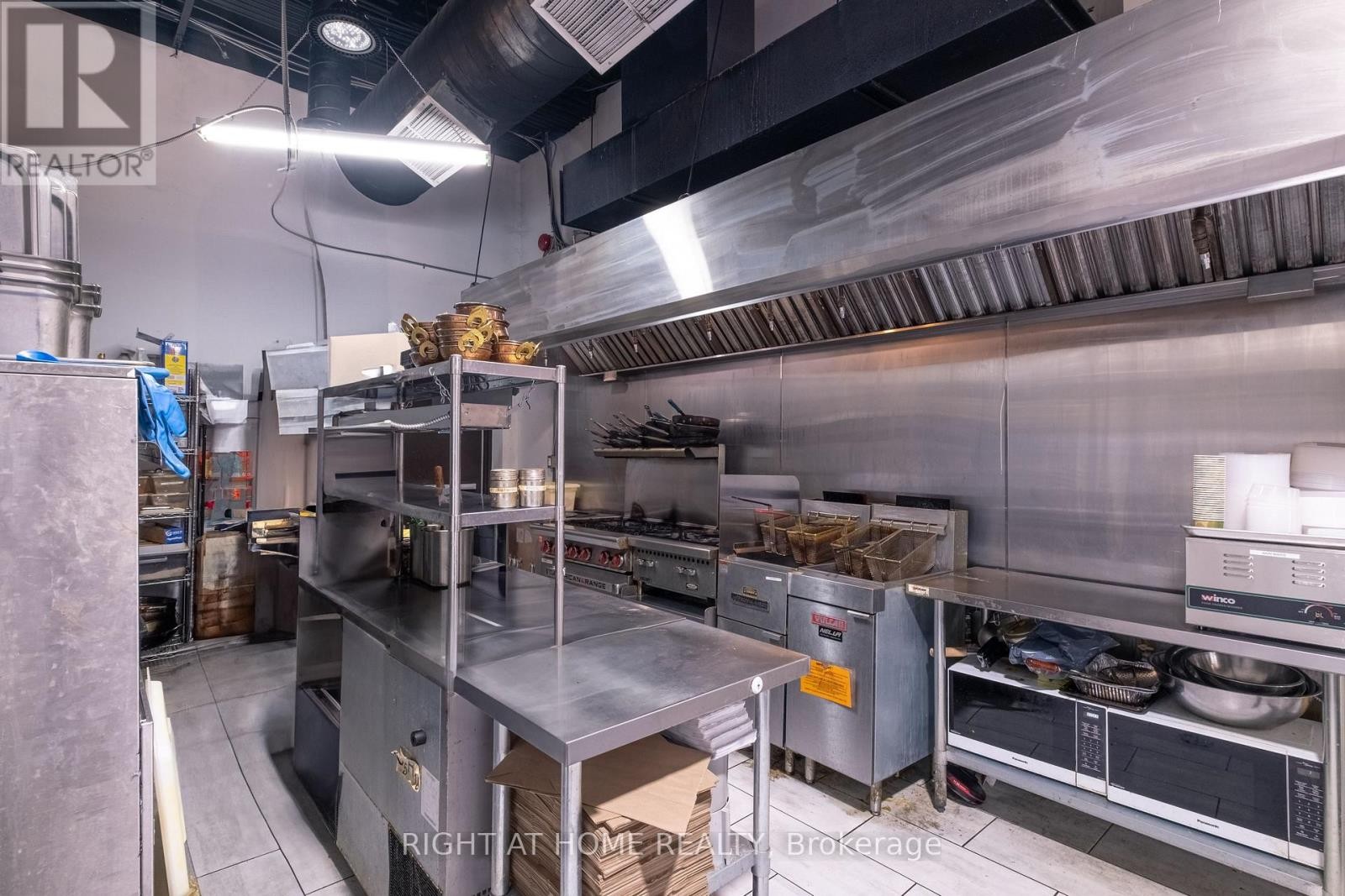 












4 - 167 JOLLIFFE AVENUE

,
Guelph/Eramosa (Rockwood),




Ontario
N0B2K0

