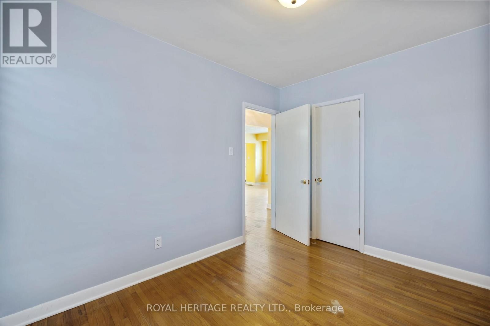 












6 SUNSET COURT

,
Kawartha Lakes (Lindsay),




Ontario
K9V2S1

