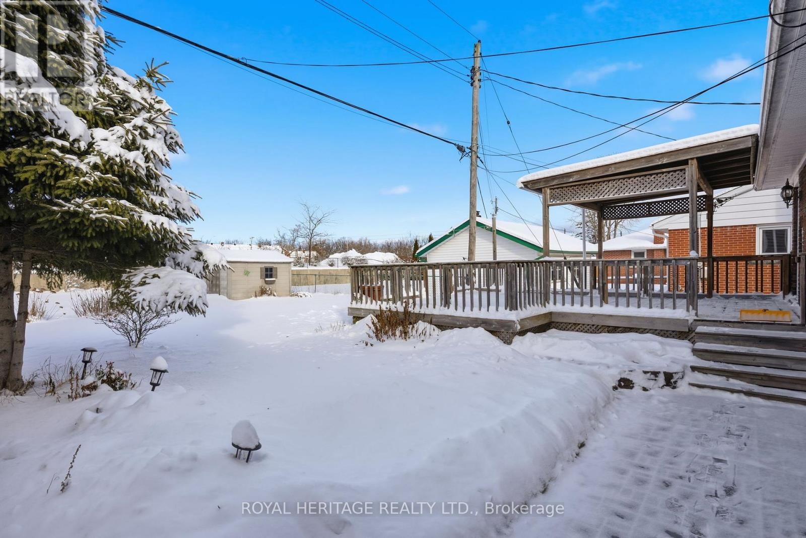 












6 SUNSET COURT

,
Kawartha Lakes (Lindsay),




Ontario
K9V2S1

