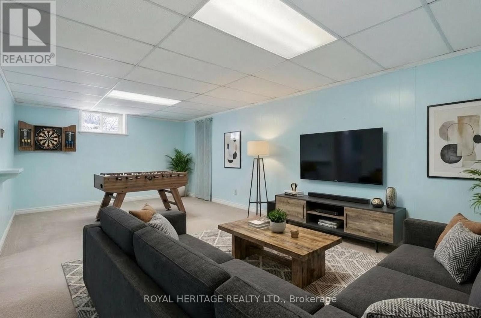 












6 SUNSET COURT

,
Kawartha Lakes (Lindsay),




Ontario
K9V2S1

