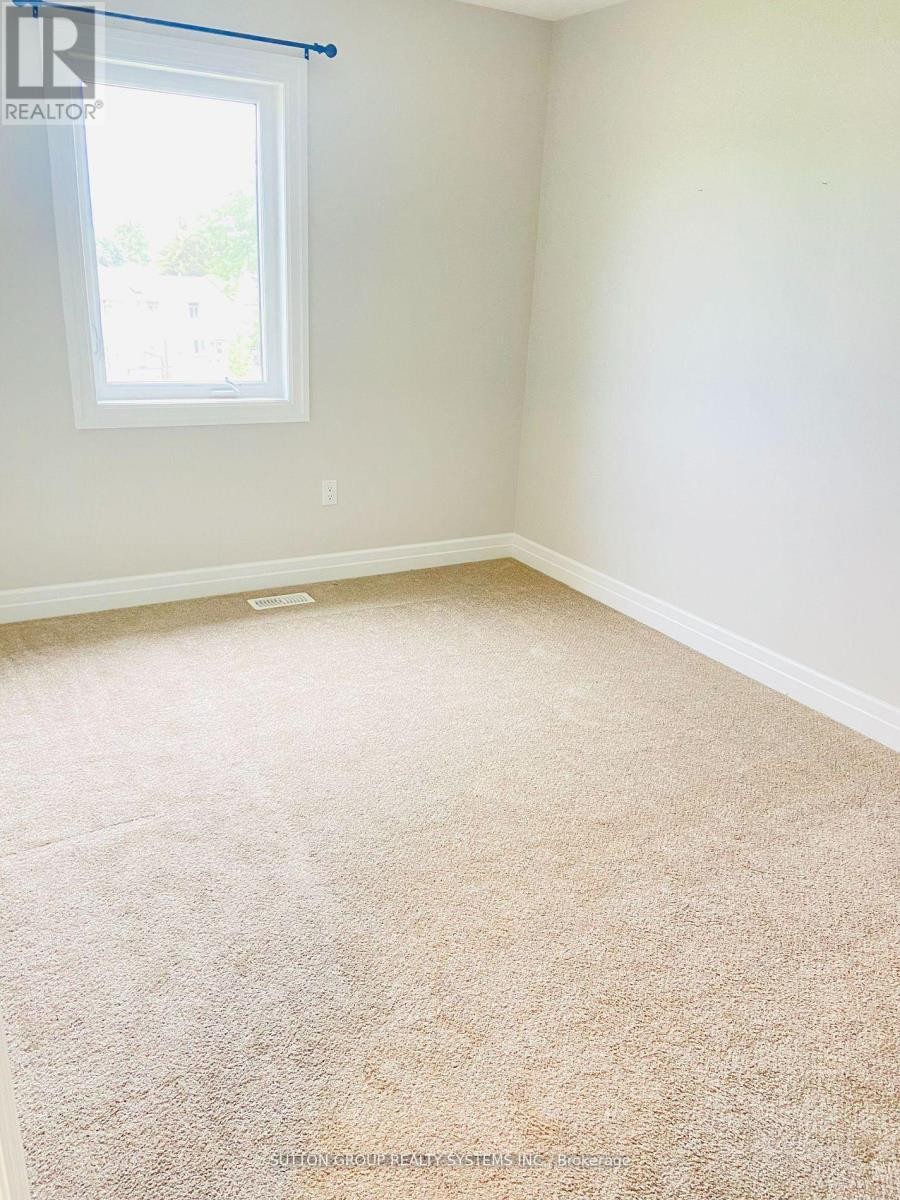 












54 NIESON STREET

,
Cambridge,




Ontario
N1R0B9

