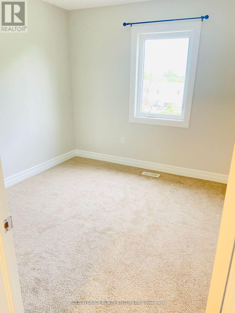 












54 NIESON STREET

,
Cambridge,




Ontario
N1R0B9

