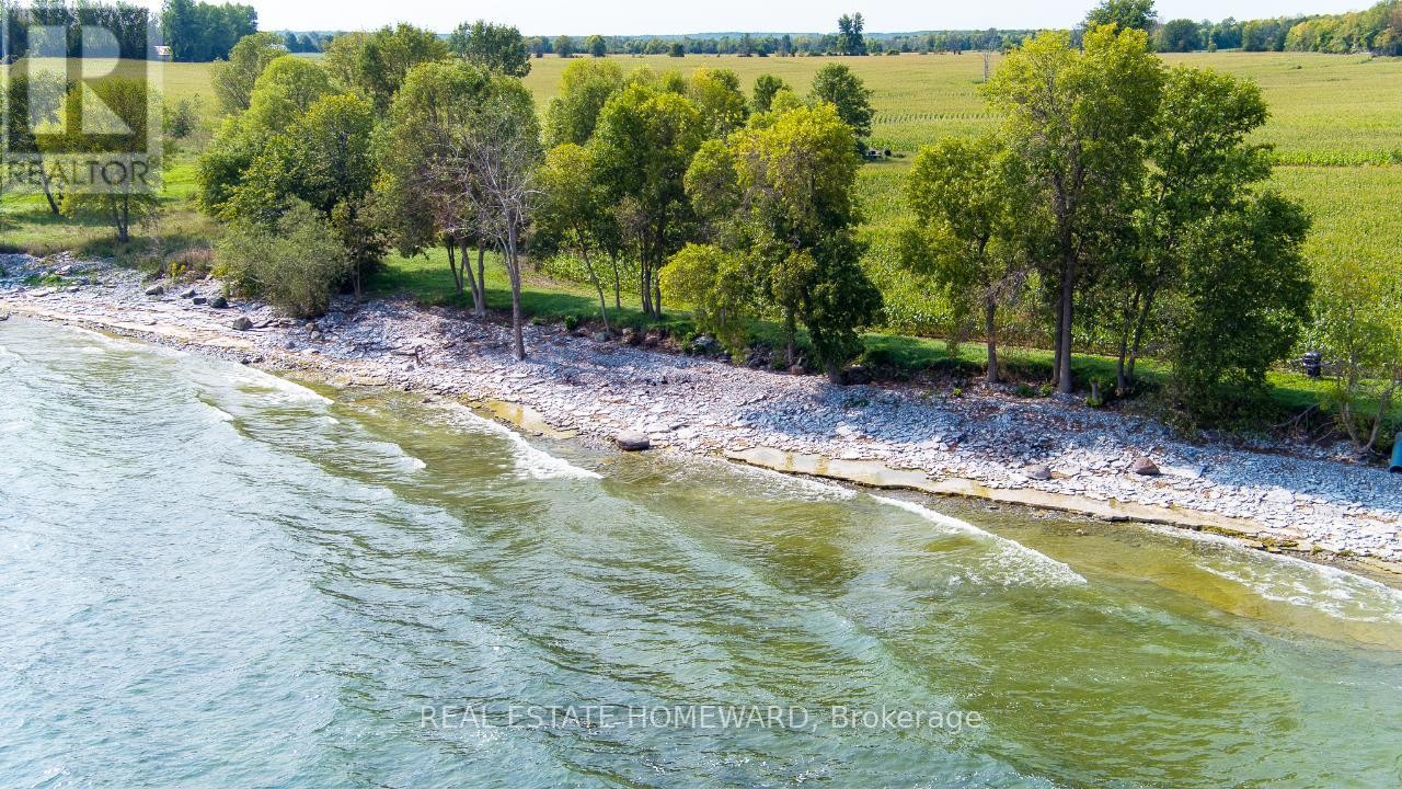 












138 JARVIS LANE

,
Prince Edward County (North Marysburg Ward),







Ontario
K0K2T0

