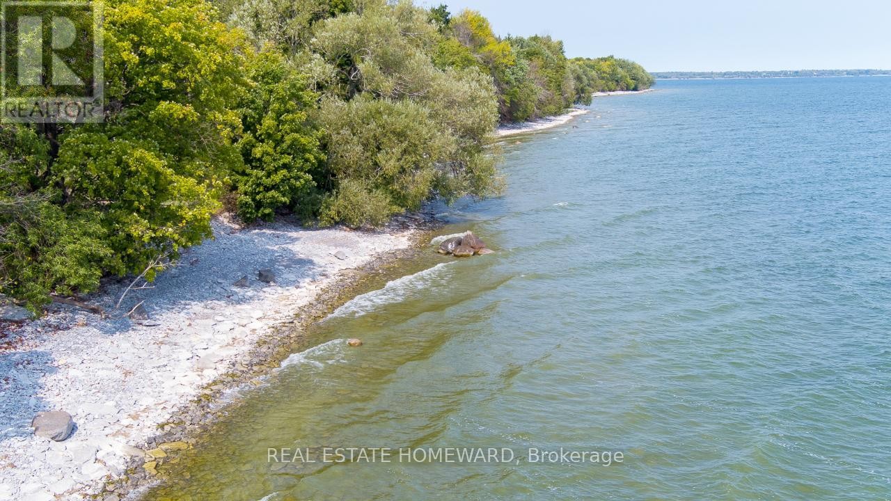 












138 JARVIS LANE

,
Prince Edward County (North Marysburg Ward),







Ontario
K0K2T0

