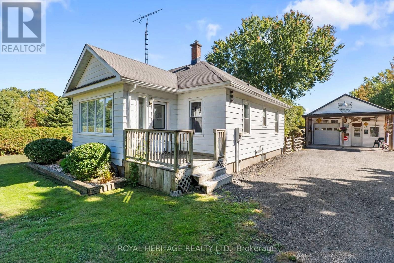 












10629 COUNTY RD 2 ROAD

,
Alnwick/Haldimand (Grafton),




Ontario
K0K2G0

