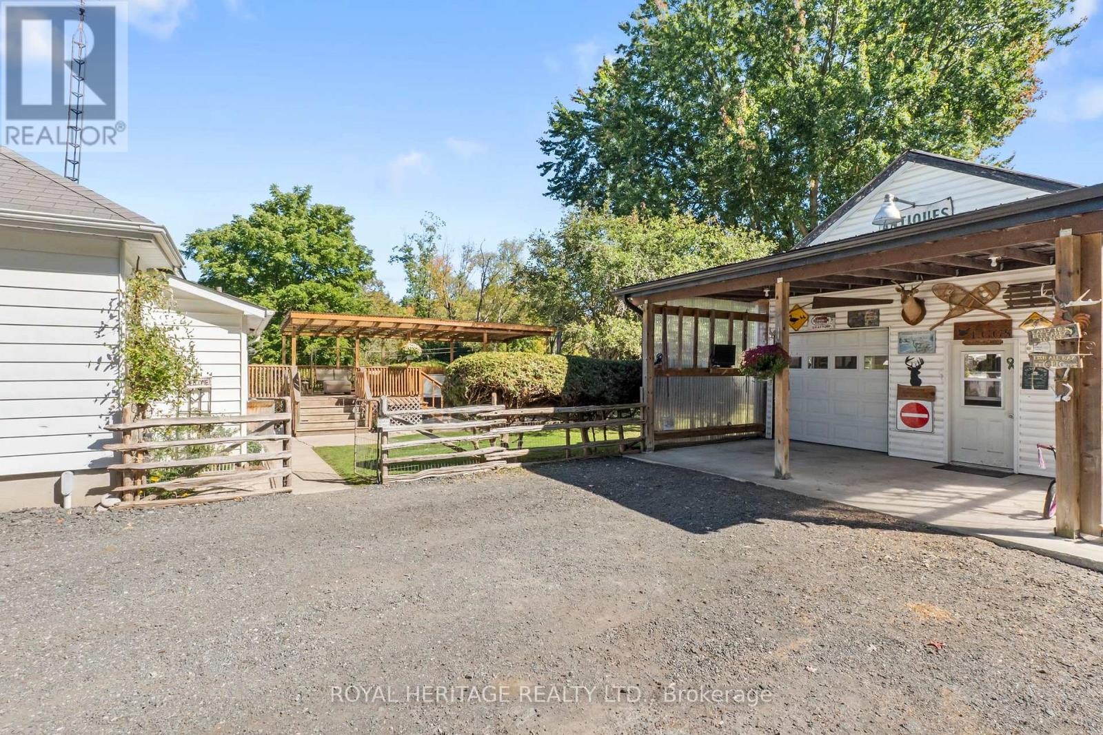 












10629 COUNTY RD 2 ROAD

,
Alnwick/Haldimand (Grafton),




Ontario
K0K2G0

