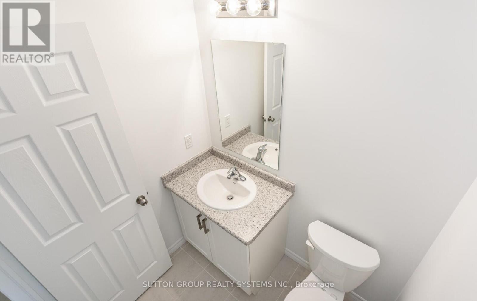 












109 WOODEDGE CIRCLE

,
Kitchener,




Ontario
N2R0P8

