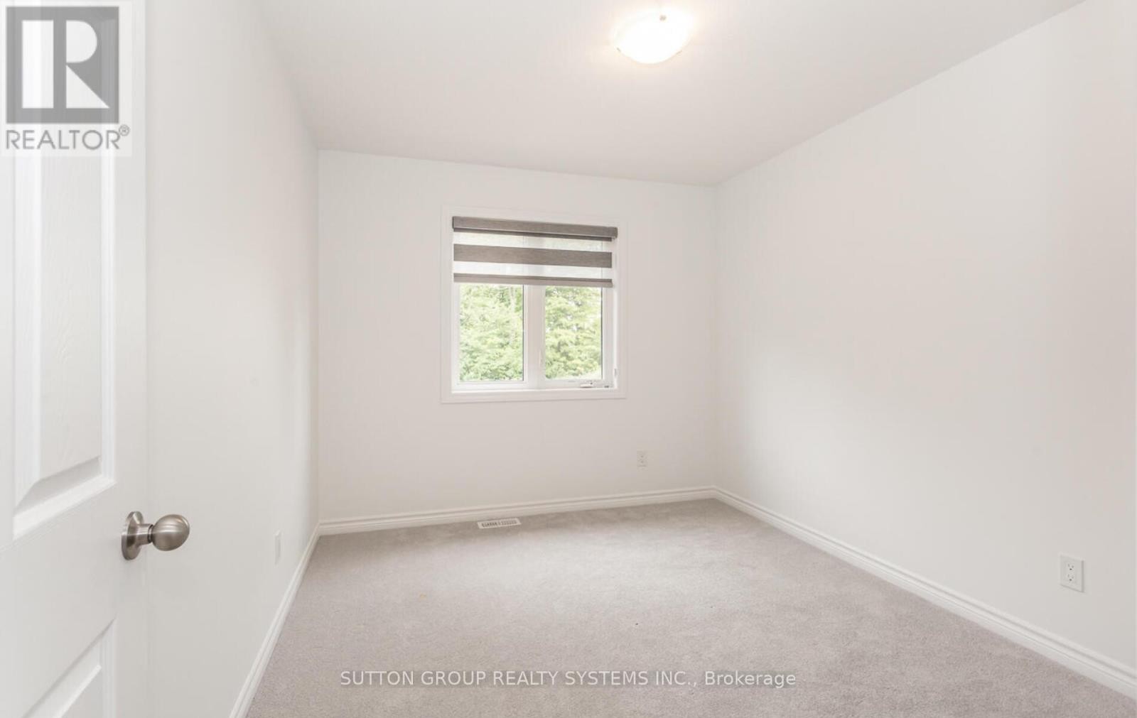 












109 WOODEDGE CIRCLE

,
Kitchener,




Ontario
N2R0P8

