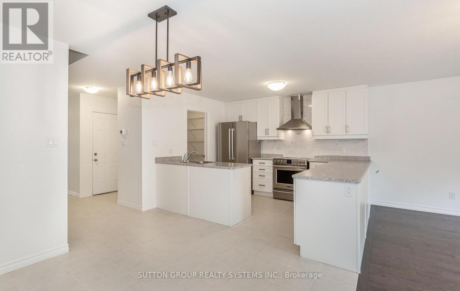 












109 WOODEDGE CIRCLE

,
Kitchener,




Ontario
N2R0P8

