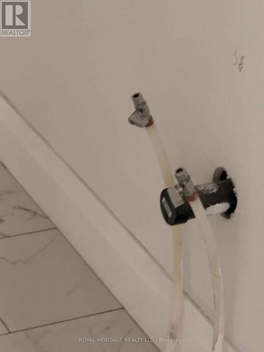 












293 LOUIS AVENUE

,
Windsor,




Ontario
N9A1W1

