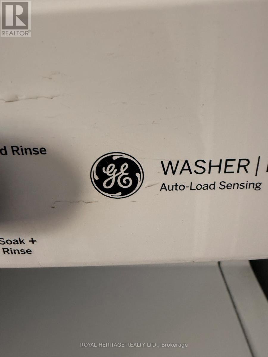 












293 LOUIS AVENUE

,
Windsor,




Ontario
N9A1W1

