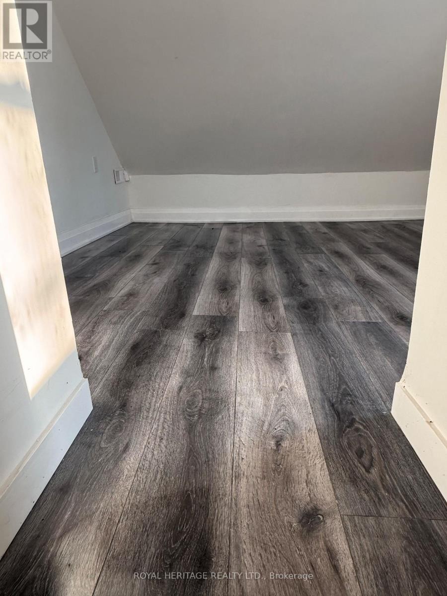 












293 LOUIS AVENUE

,
Windsor,




Ontario
N9A1W1

