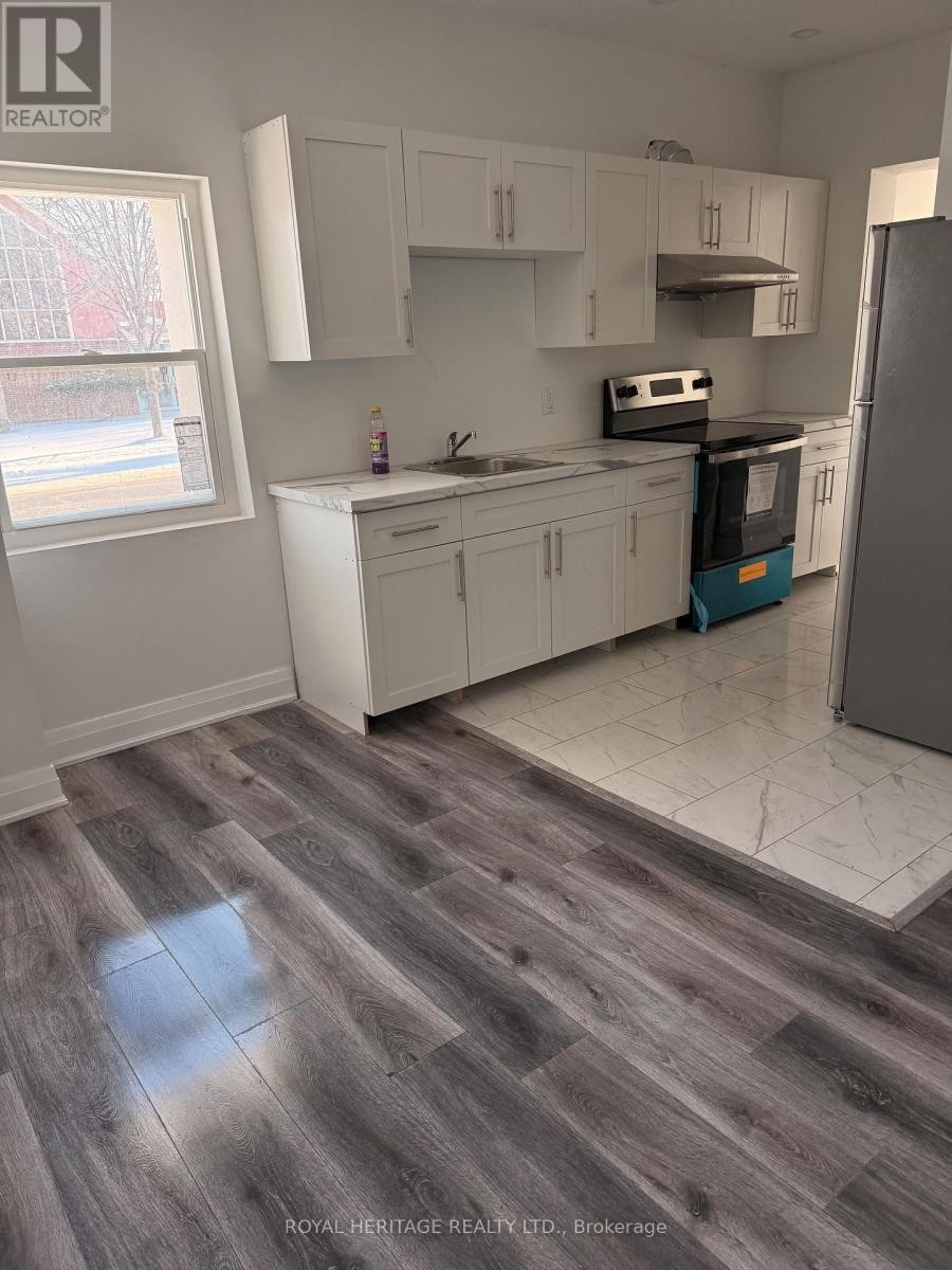 












293 LOUIS AVENUE

,
Windsor,




Ontario
N9A1W1

