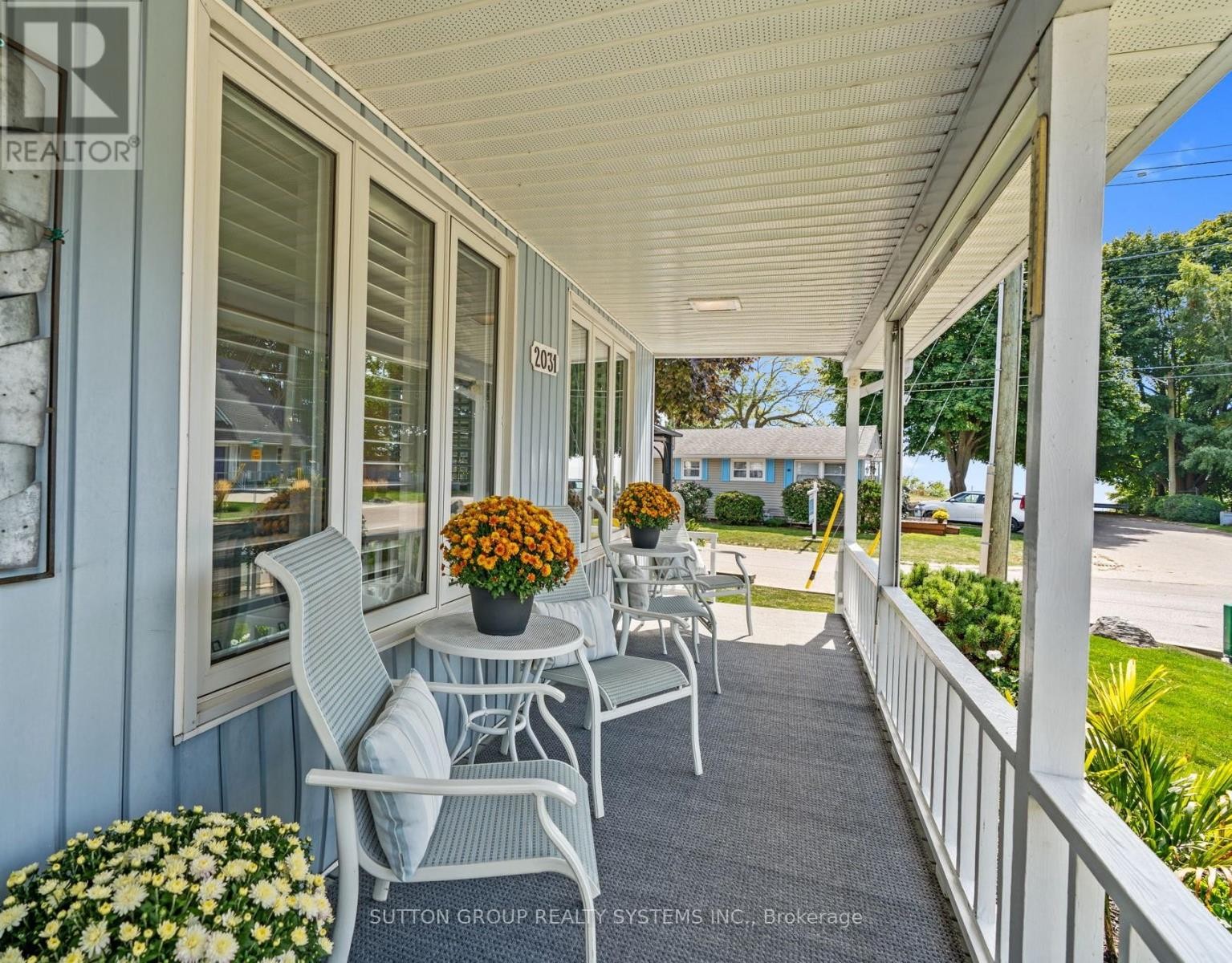 












2031 ERIE STREET

,
Norfolk (Port Dover),




Ontario
L5C1E4

